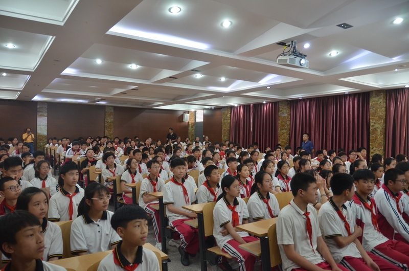 垃圾分类 你我同行_华东师范大学附属枫泾中学