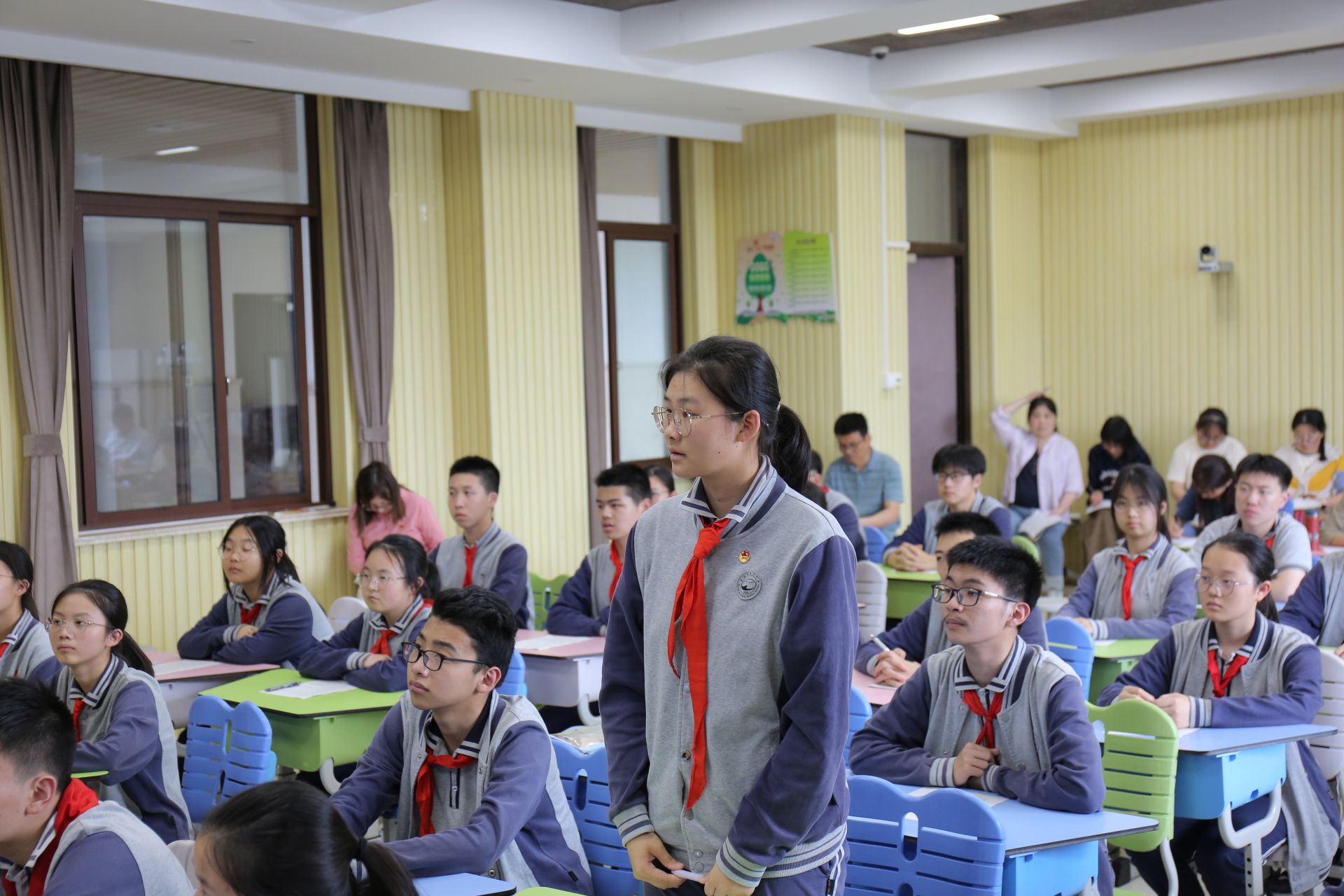 董丰及名师工作室成员金山初级中学郭娟同课异构的《记叙文专题复习课