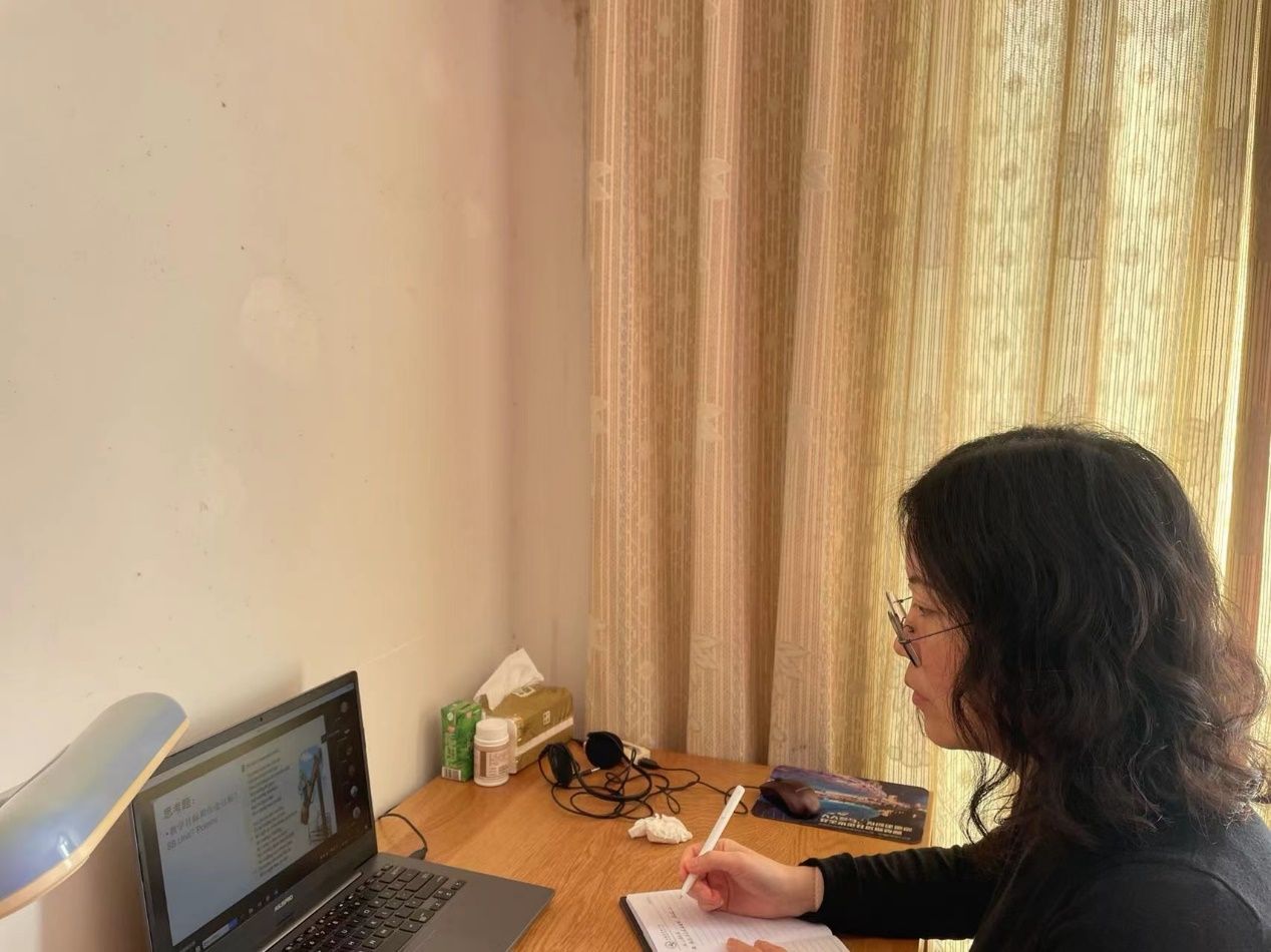 让作业走新更走心上海市亭新中学英语教研组参与线上指导