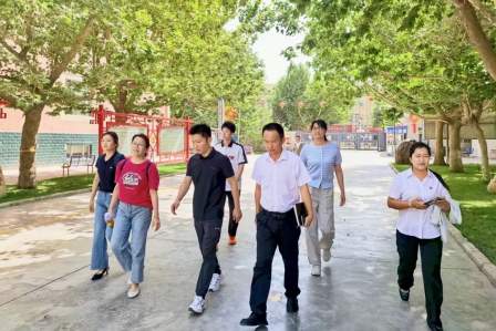 千里家访传温情   沪疆同心育桃李