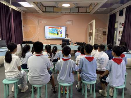走进亭小 邂逅光影之美